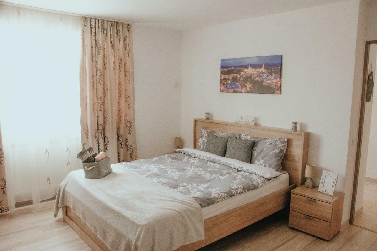 Apartmán Apartament 1 Decembrie Alba Iulia Exteriér fotografie